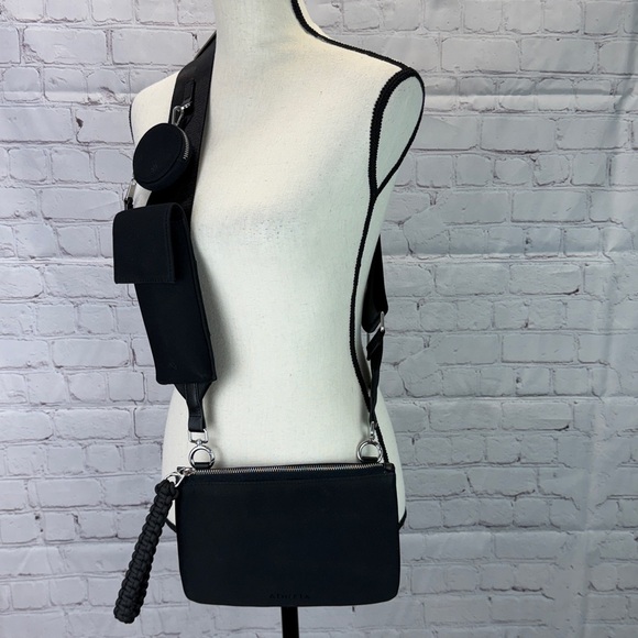 ⭐️Athleta Revive Modular Crossbody Bag black - Picture 2 of 12